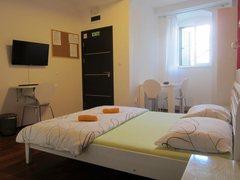 Apinelo Hostel in Split Croatia