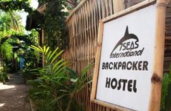 7SEAS Backpacker & Cottages